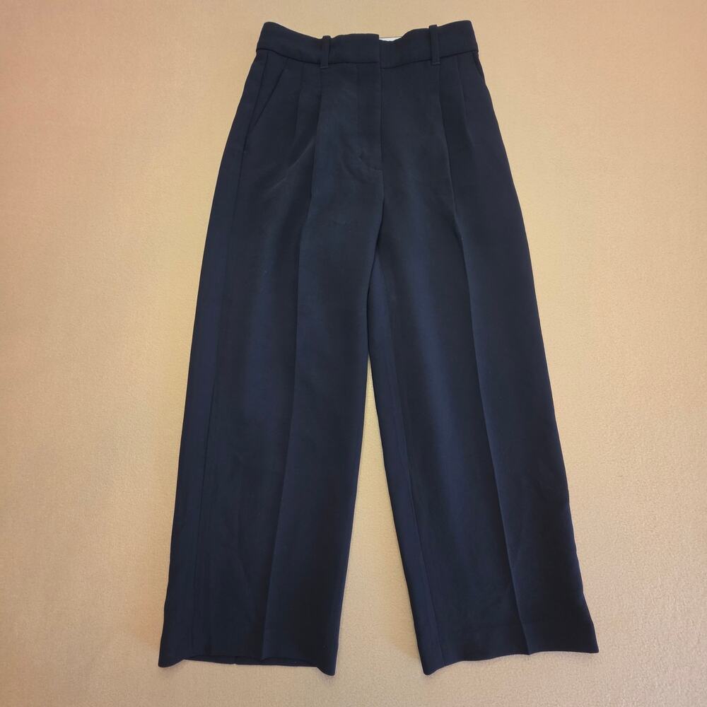 Aritzia Wilfred Effortless Pants Black Sz 0 Pleated High-Rise Wide-Leg